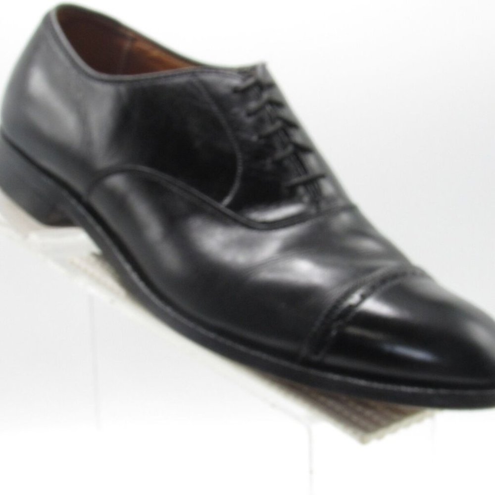 Brooks Brothers Size 10.5 B Black Oxfords B7 B37